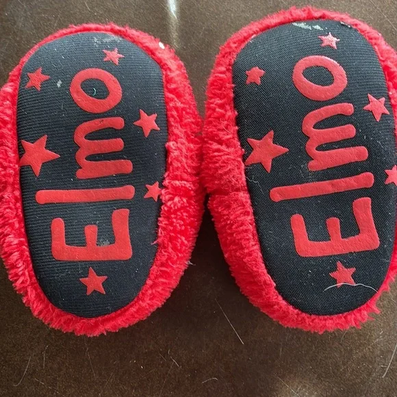 Elmo size 5m toddler Slippers - Picture 2 of 2